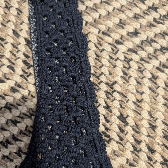 Blue Cropped Crochet Tank Top - Picture 5 of 7